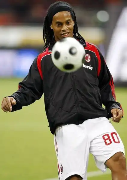 俱杯的舞台 俱杯的舞台